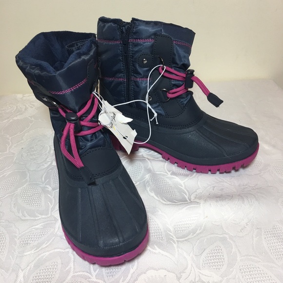 Cat & Jack Other - FINAL PRICE🔥Cat & jack faux fur snow boots size 3